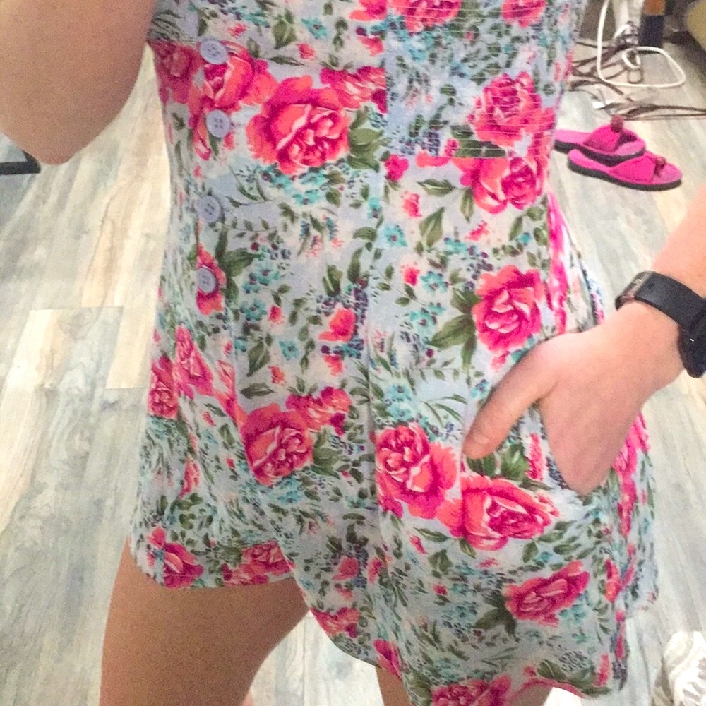 Floral romper - Picture 11 of 12